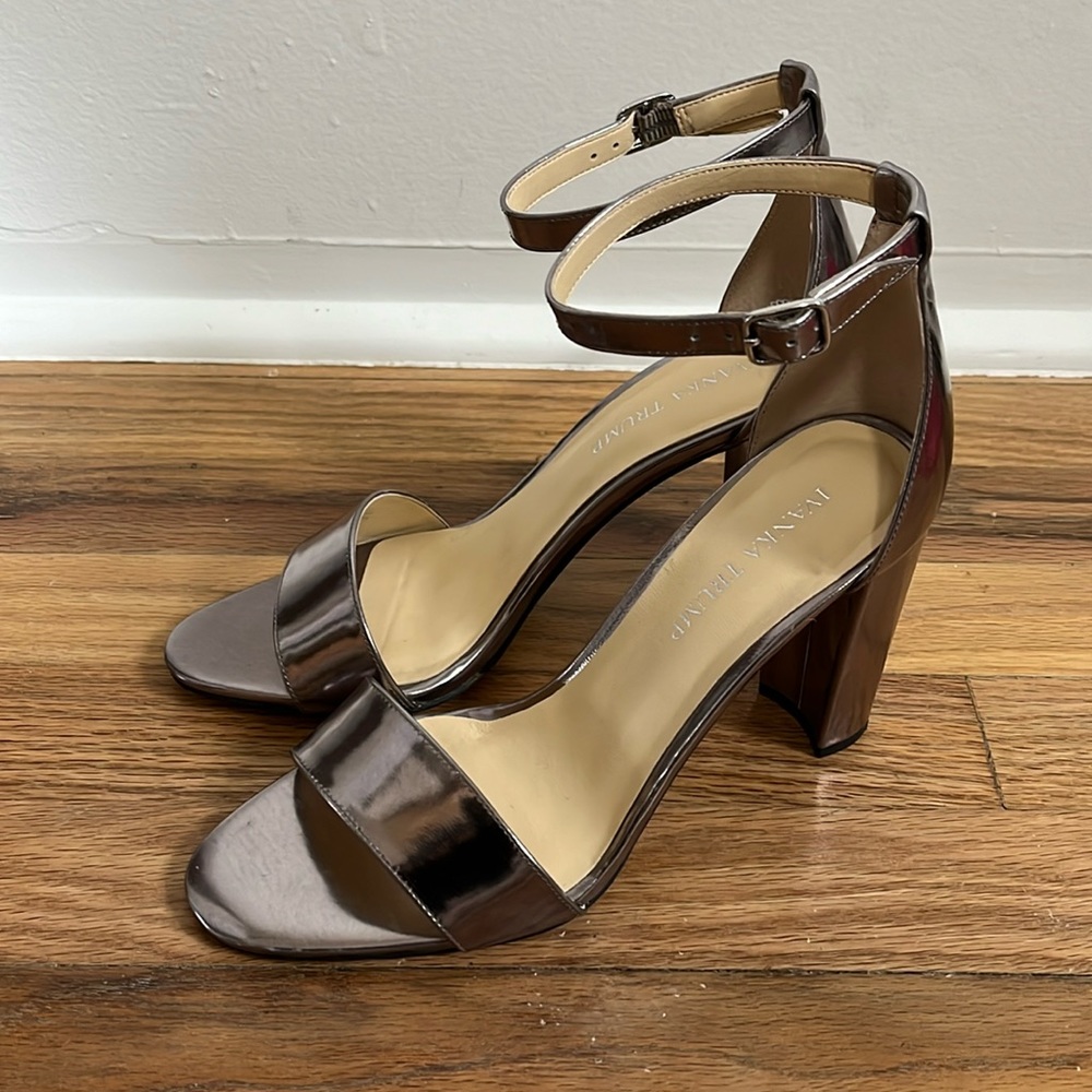Metallic pumps